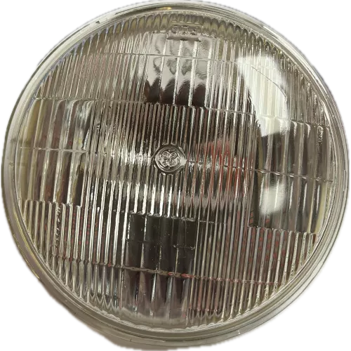 [LAST STOCK] 35W – PAR46 – Seal Beam Incandescent Light Bulb – Two Screw Terminals Base – 12 Volt – 35PAR46/12V – 4412 – Major BrandPAR46 Halogens